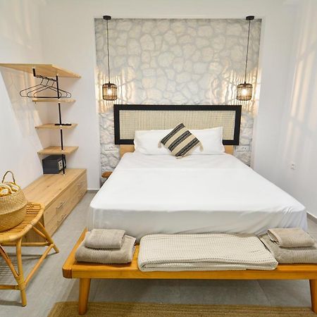 Oikia Suites Mykonos Mykonos Town Bagian luar foto