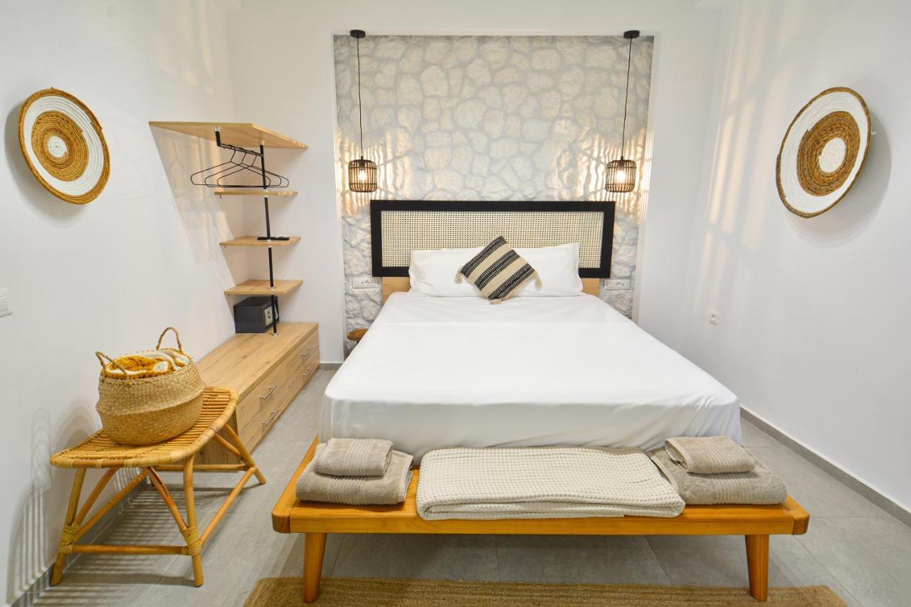 Oikia Suites Mykonos Mykonos Town Bagian luar foto
