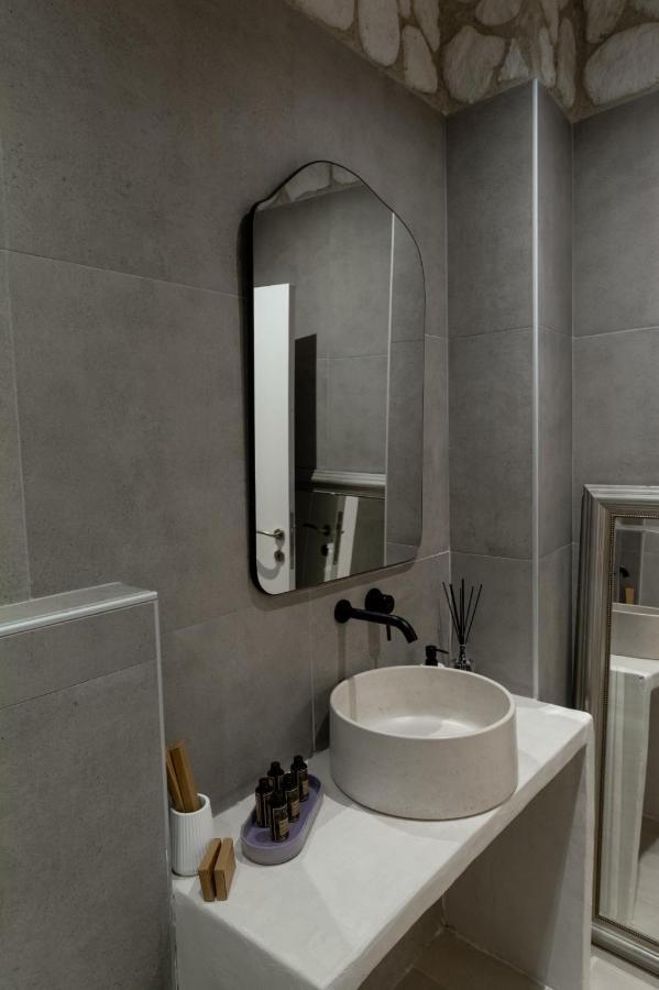Oikia Suites Mykonos Mykonos Town Bagian luar foto
