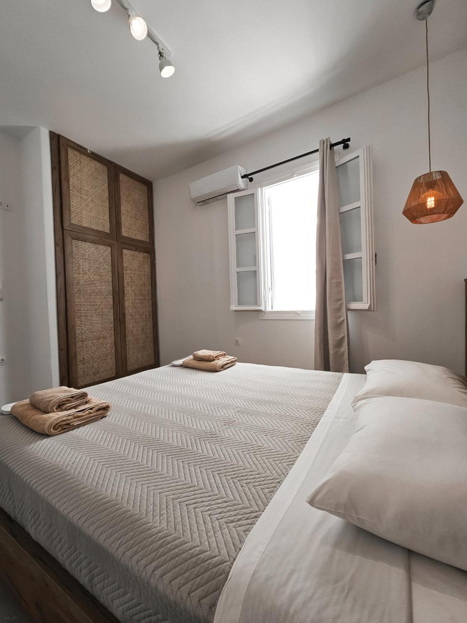 Oikia Suites Mykonos Mykonos Town Bagian luar foto